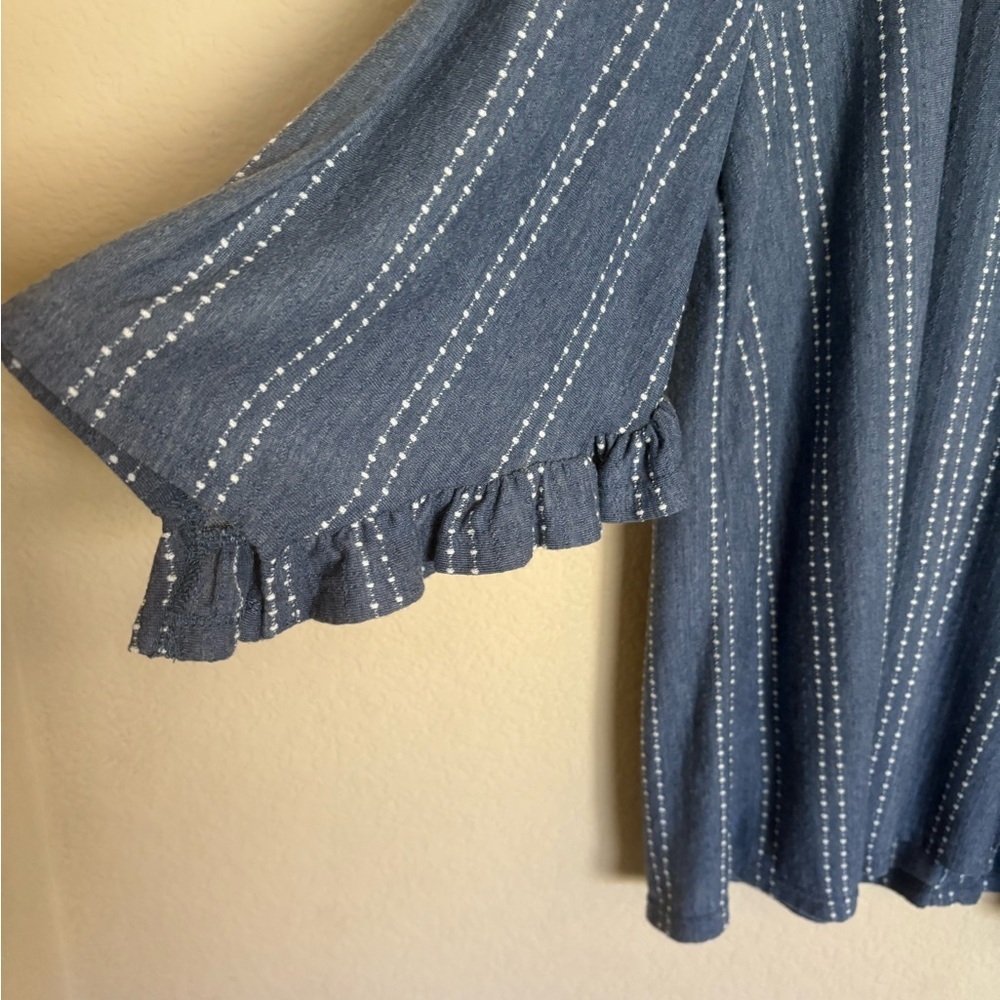 W5 Plus Size 1X Chambray Ruffle Sleeve Blouse NWT | Boho Cottagecore Striped Top - Picture 3 of 6